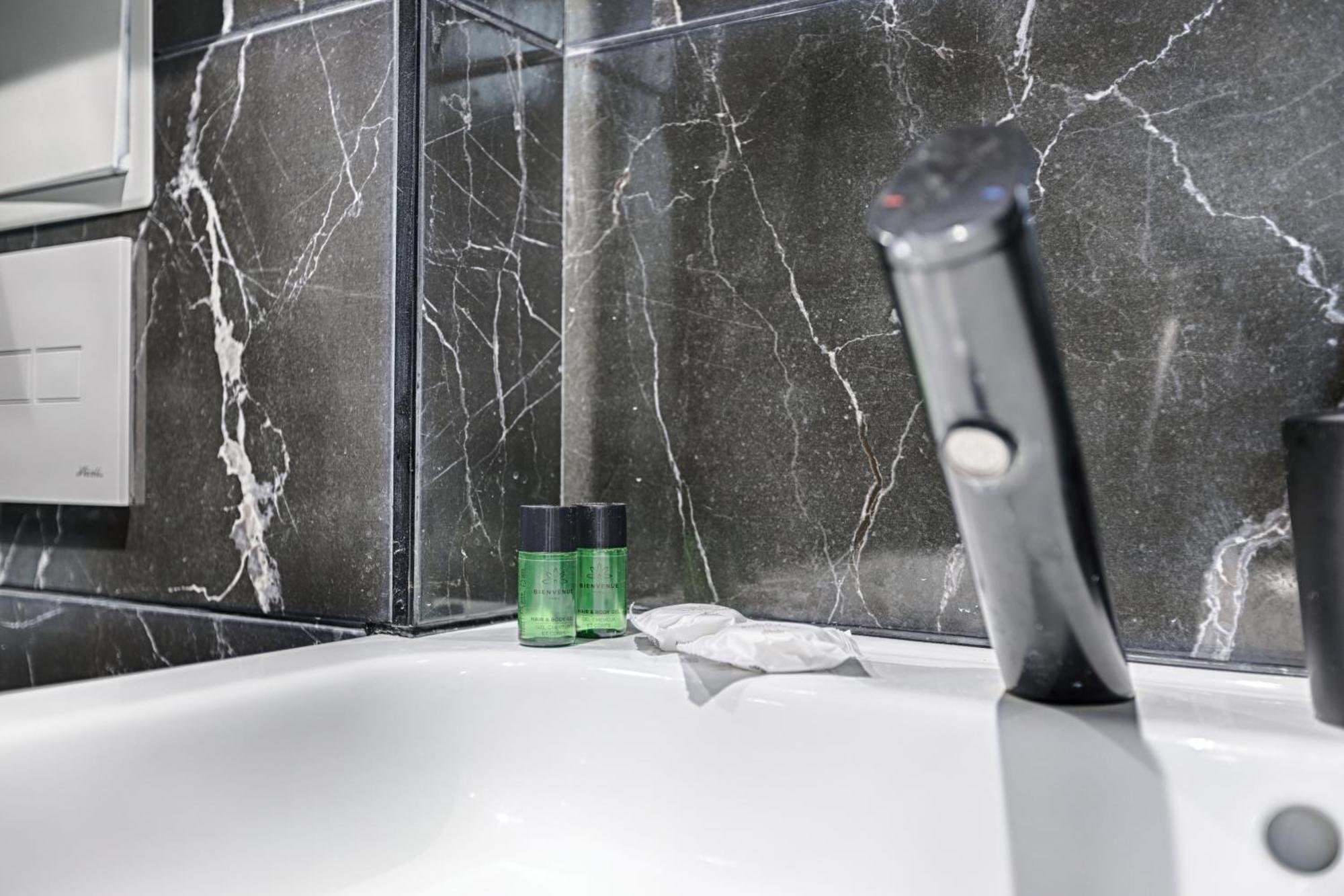 Mykeypers - Lovely Studio With Jacuzzi Paris Exterior foto